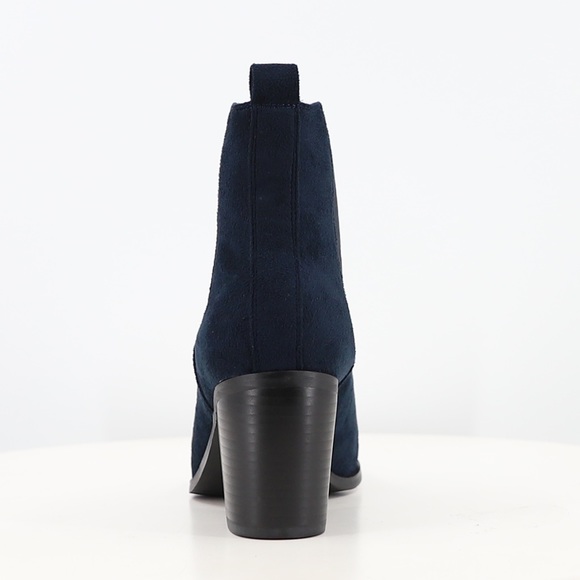 Women’s Pointed Toe Chelsea Ankle High Heel Block Boot in Navy Faux Suede - Picture 4 of 15